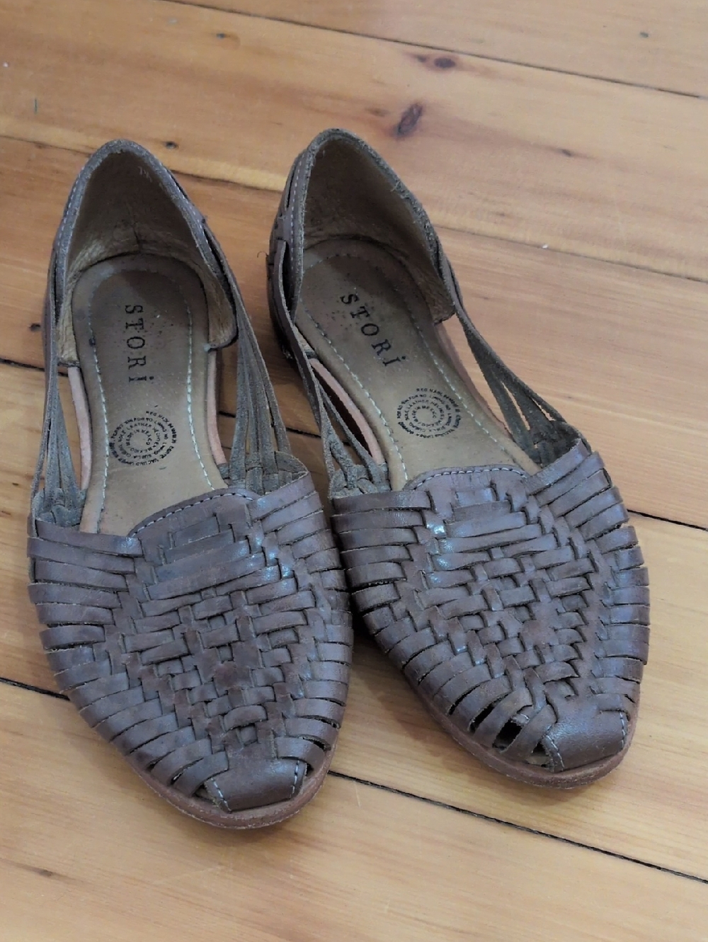 Stori Huarache Flats 7.5